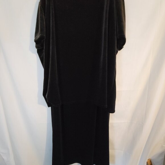2 Piece Black Velvet Velour Eileen Fisher L Top Skirt Holiday - Picture 3 of 3